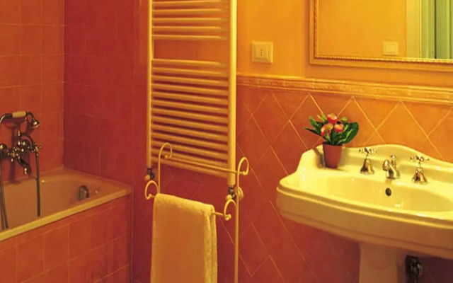 Apartment in Tuscany With Pool & Golf