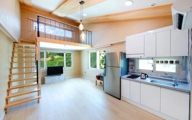 Samcheok Flower Pension