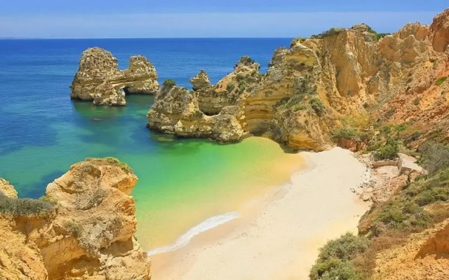 109 Reasons to Visit Albufeira