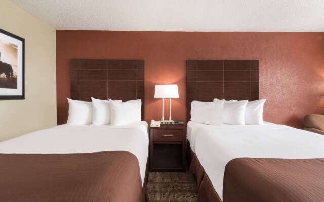 Baymont by Wyndham Midland Airport