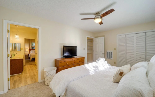 Dog-friendly Beech Mountain Home w/ Deck