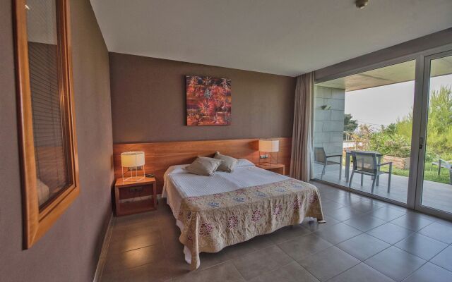 Mas Ses Vinyes - Adults Only