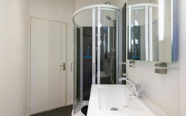 SuperCannes Center - Parking - Spacieux 70 Metres - Clim - Wifi