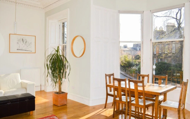Stylish 4 Bedroom Stockbridge Home