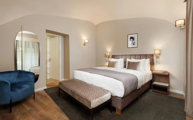 Anna Grand Hotel