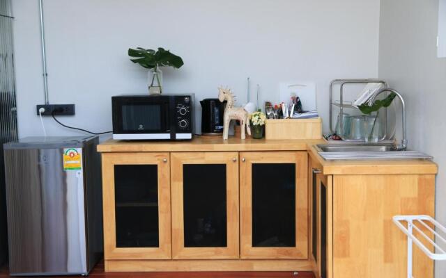 goodnight Chiang Mai Gate