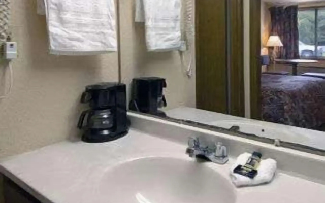 Knights Inn Greenville, NC