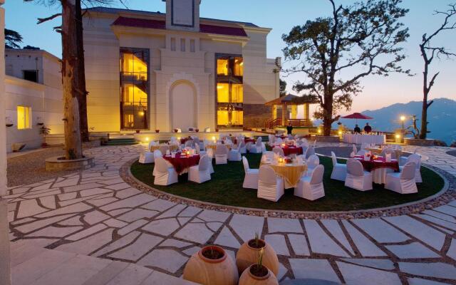 Royal Orchid Fort Resort