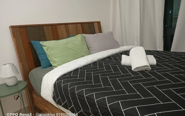 Legasi Kg Bharu Kuala Lumpur City centre Walk to KLCC next to LRT train KL tower view 3room 2 bathroom – Guest Rooms – Kuala Lumpur