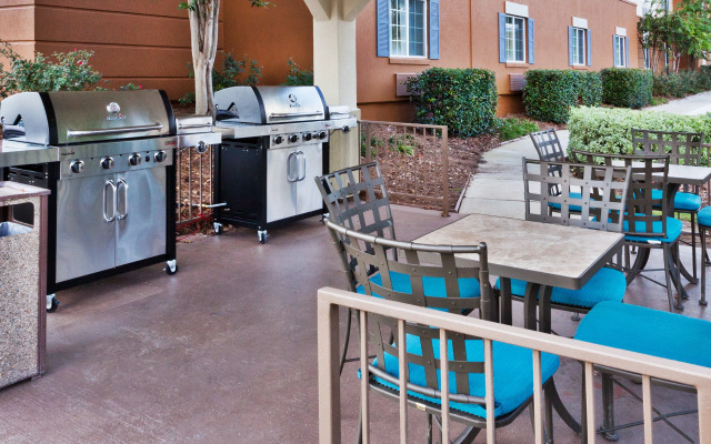 Candlewood Suites Montgomery- North by IHG