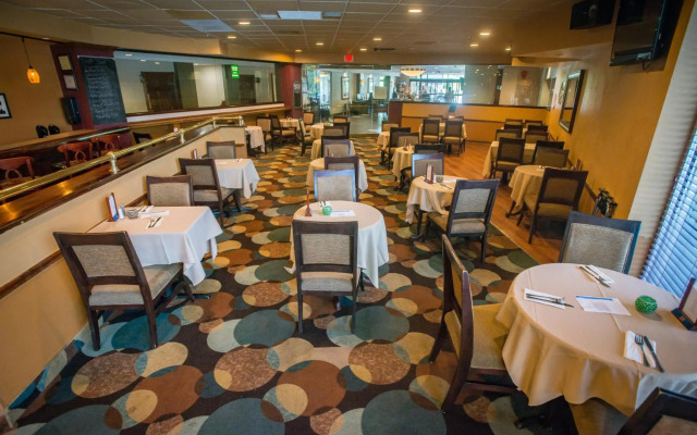 Exton Hotel & Conference Center