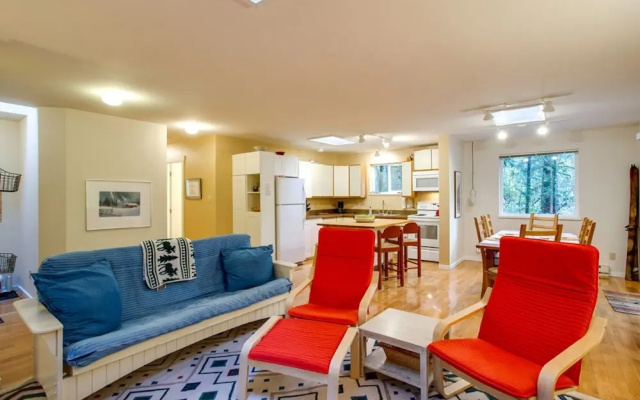 Mt Baker Lodging Cabin 30 - Sleeps 8