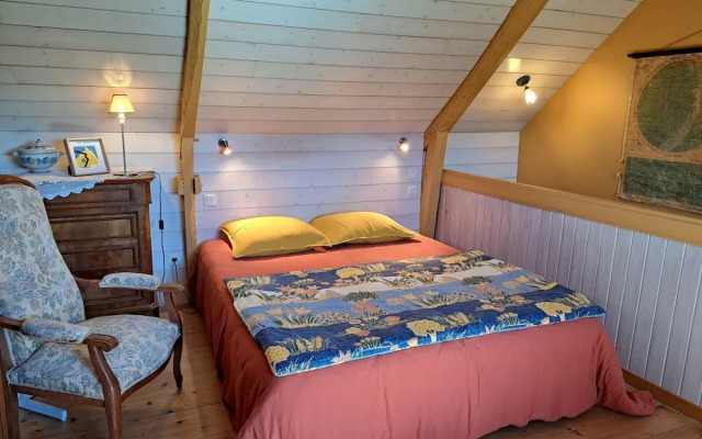 Stone House by Beach in Pont-aven