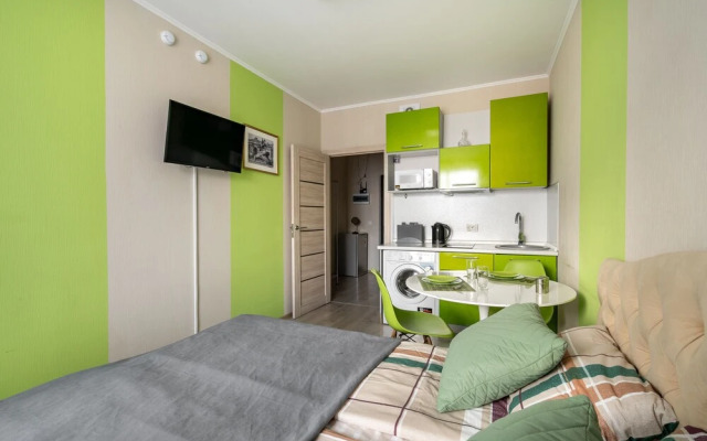 Modern Studio by Simply Comfort. Gym.