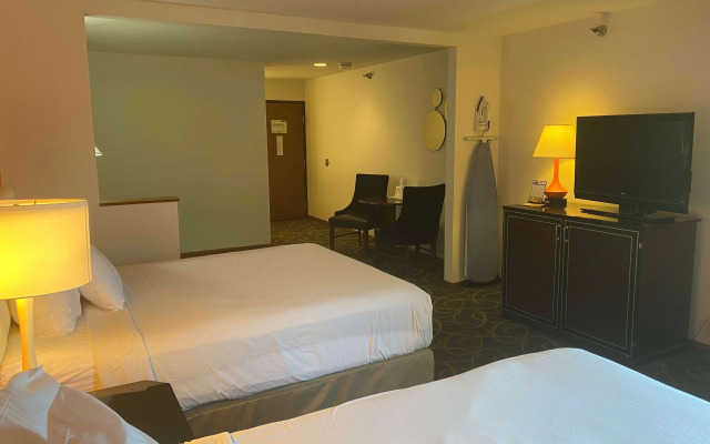 Howard Johnson by Wyndham Manteno