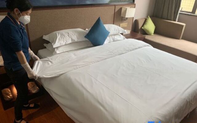 Yoyo Hotel (Zhongshan Bus Terminal)
