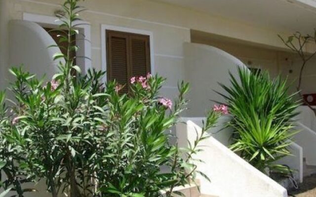 Skoutari Beach Hotel