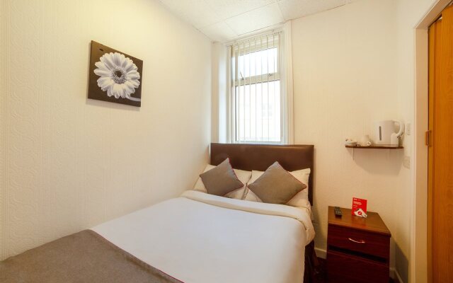 OYO The Golden Cheval Hotel
