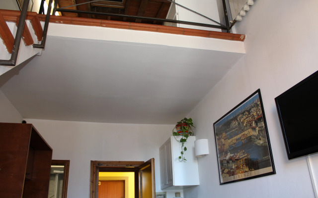Max Apartments
