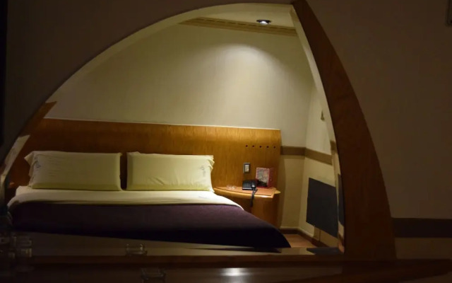 Hotel & Suites La Marquesa