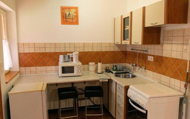 Borostyán Apartmanház