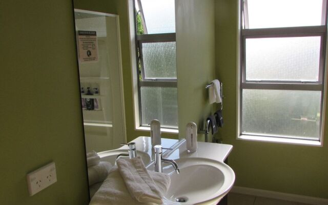 15 On Dillon Bed & Breakfast