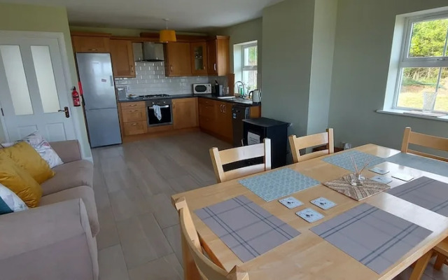 Captivating 3-bed House