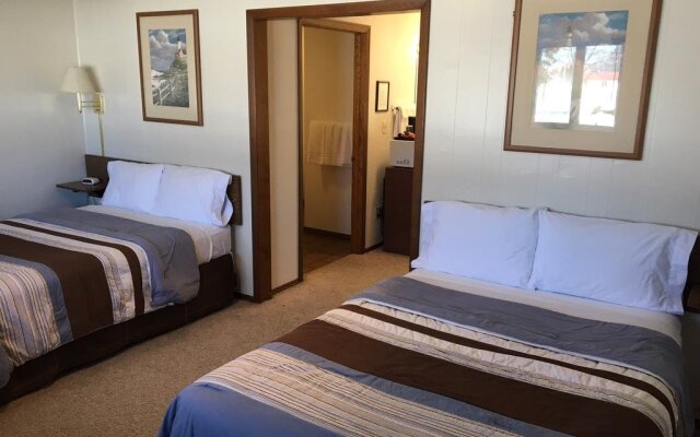 Coho Motel and Suites