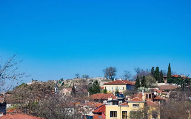 25 Saborna Str