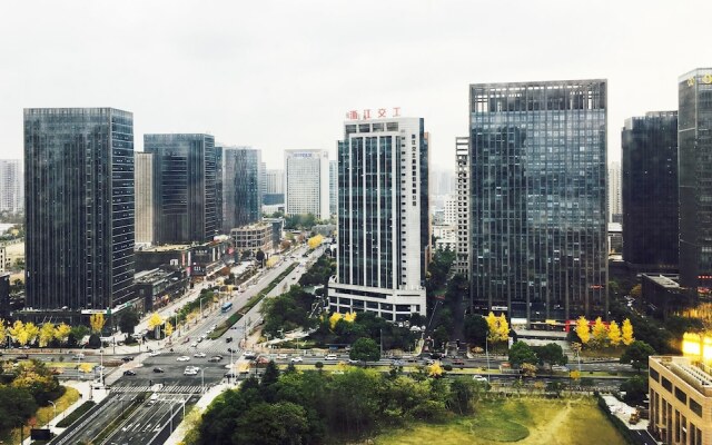 Zhigao Yun Xi Jia Riverside Apartment
