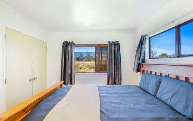 Cottage on Rutherford - Waikanae Beach Holiday Home – Guest Rooms – Waikanae