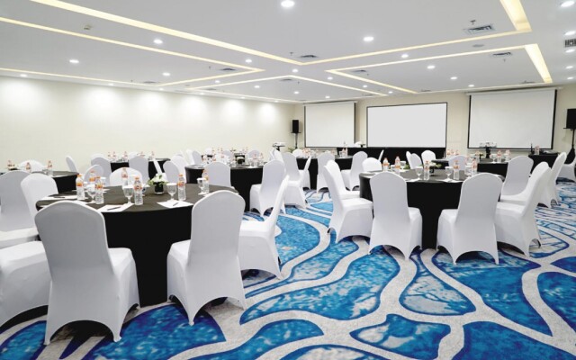 Grand Swiss-Belhotel Darmo