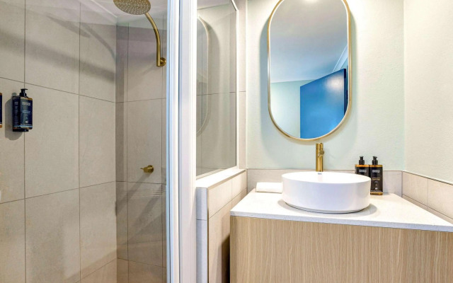Mercure Cairns