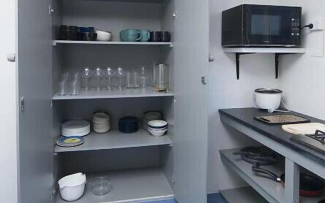 Piwaka Lodge and Backpackers