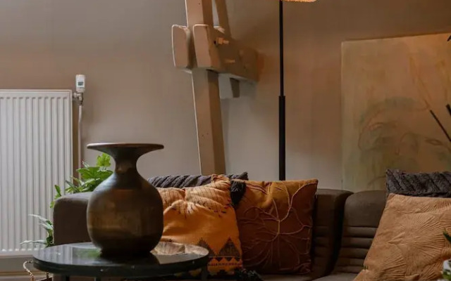 Chic Rooftop Apartment in Antwerp s Shopping hub