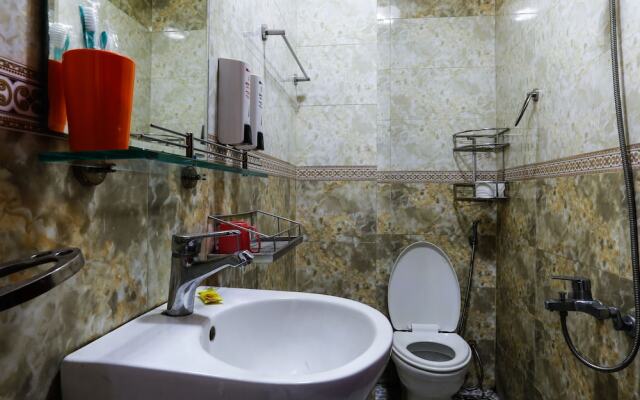 Anh Quoc Hotel