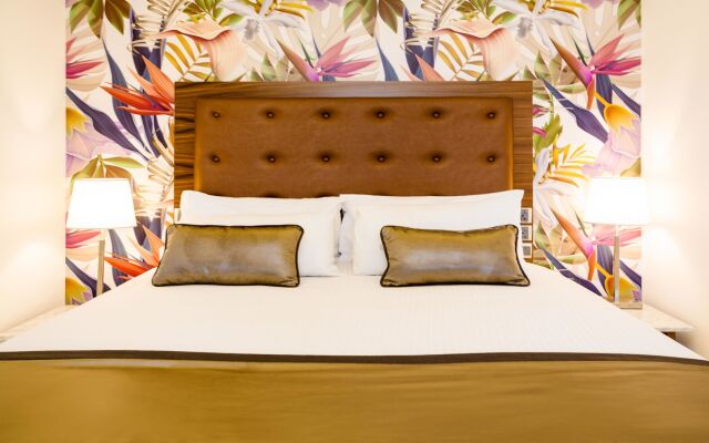 AX The Victoria Hotel