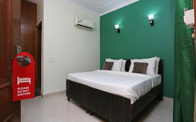 Noida Nest Guest House