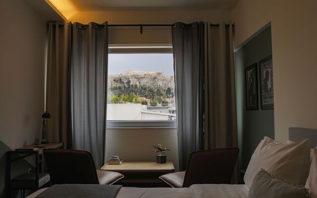 Elite Ermou Suites