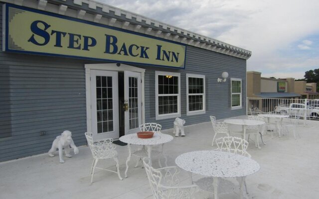 Step Back Inn