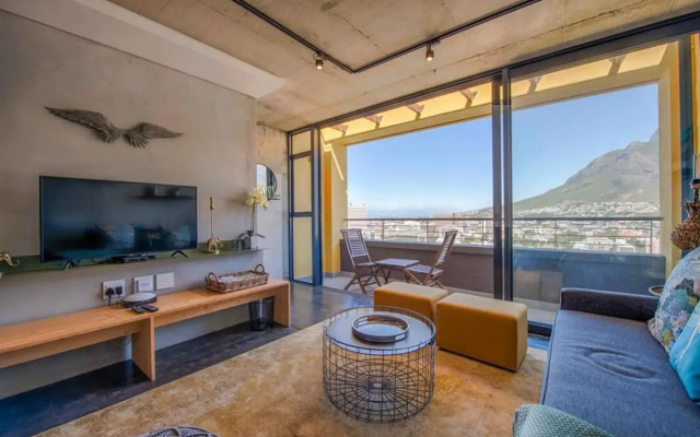 Spectacular Modern Apartment in Vibrant Bokaap