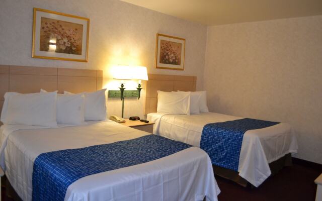 Travelodge by Wyndham Niagara Falls