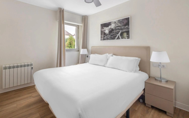 Royal Regency Paris Vincennes
