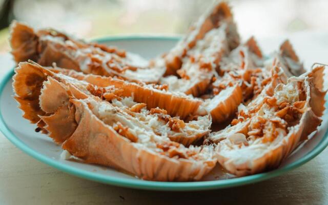 Cocovana Beach Resort