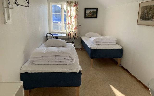 Evedals Vandrarhem - Hostel