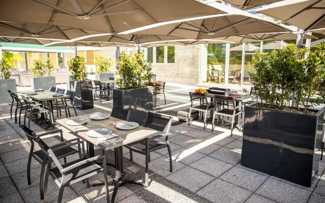 Crowne Plaza Brussels Airport by IHG