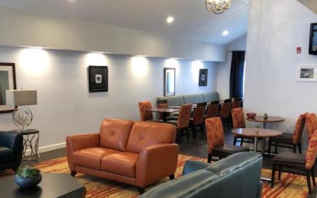 Tysons Corner Suites A Baymont By Wyndham