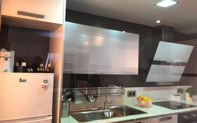 Petit Plaer by Hauzify