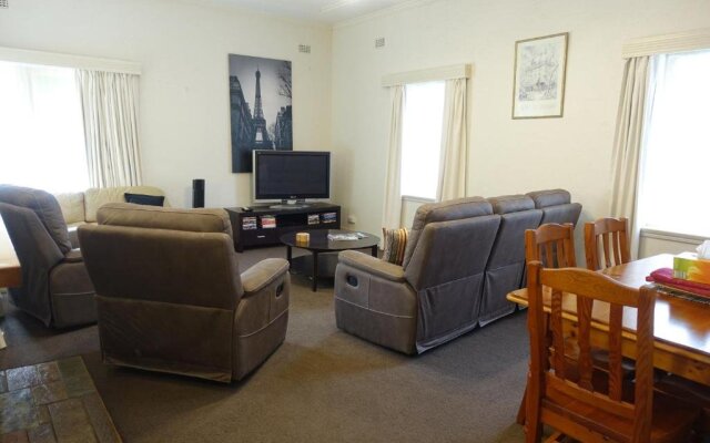 Benson House & Benson Lodge