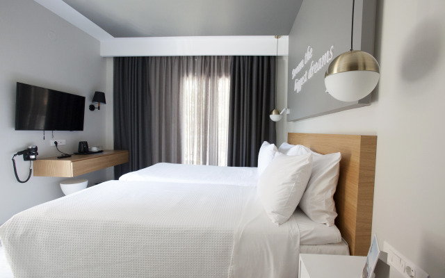 Golden Star City Resort